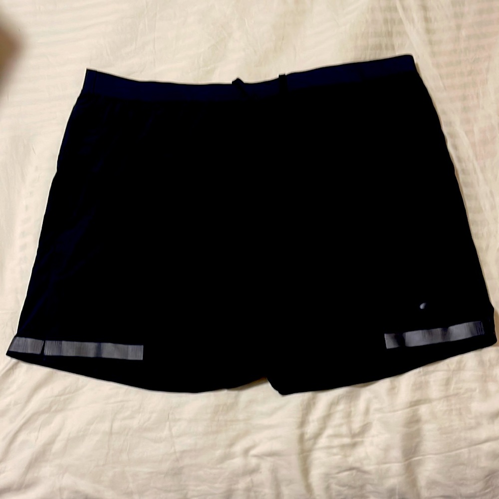 Brooks running shorts men.